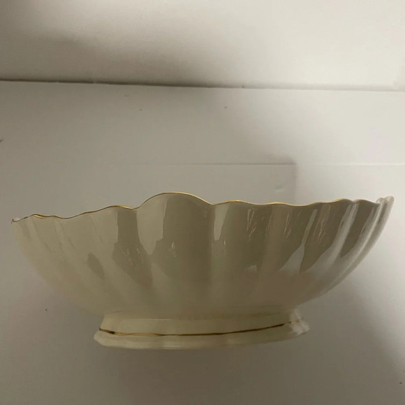 Teleflora Ceramic Decorative Bowl with Gold Colour Rim - Picture 4 of 7
